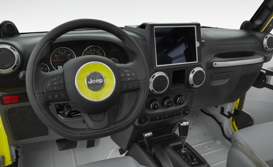 Торпедо Jeep Safari Concept (JK) 2017 года  (фото 10 из 25)